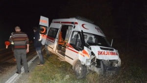 sinop-ta-ambulans-kazasi-7882400_x_o